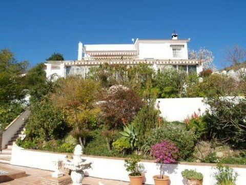 Detached Villa Iznate Málaga - image 8
