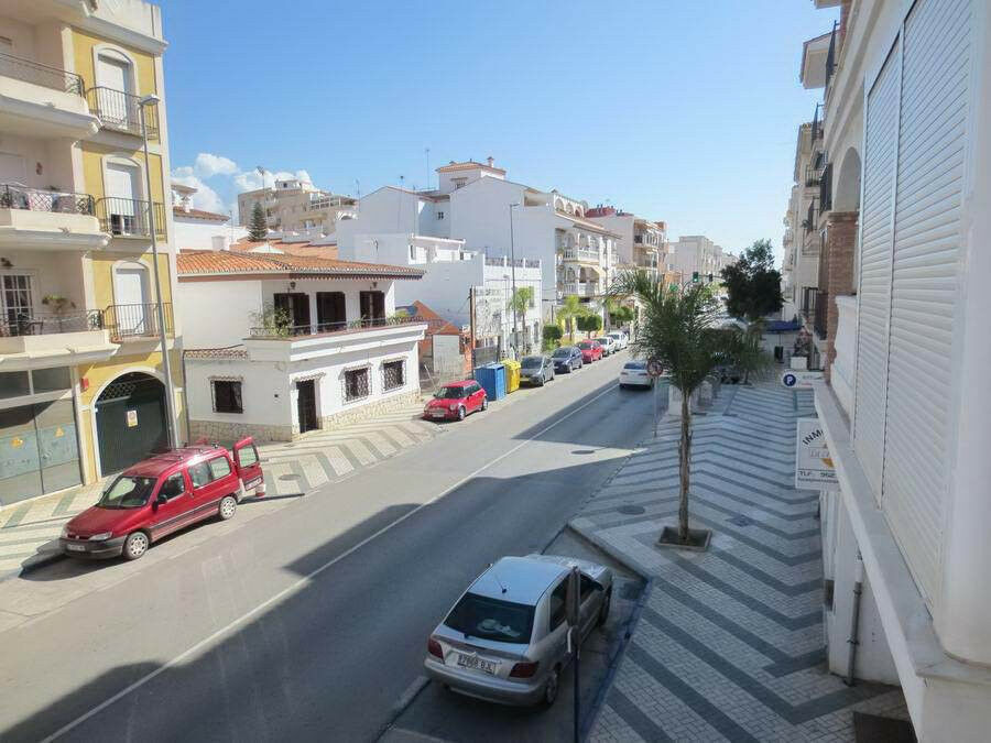Middle Floor Apartment El Morche Málaga - image 9