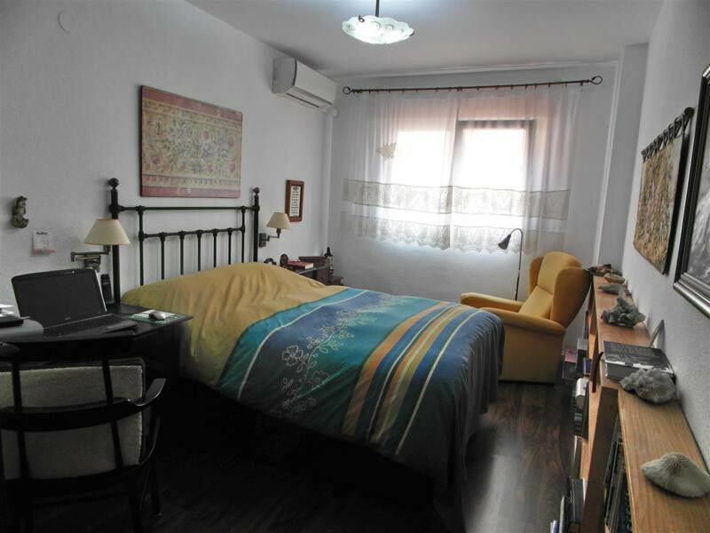 Middle Floor Apartment Mezquitilla Málaga - image 9