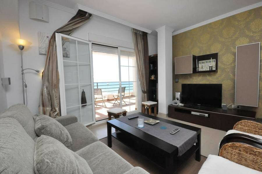 Penthouse Caleta de Vélez Málaga - image 9