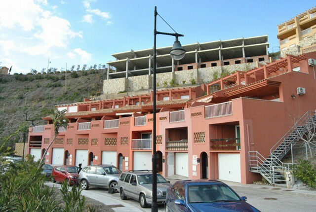 Townhouse Torrox Málaga - image 9