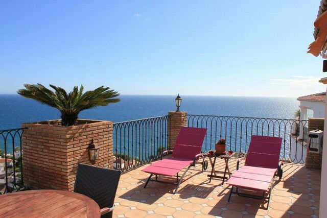 Detached Villa Nerja Málaga - image 8