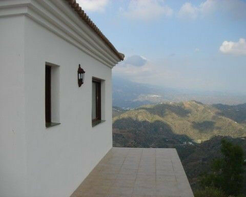 Detached Villa Comares Málaga - image 9