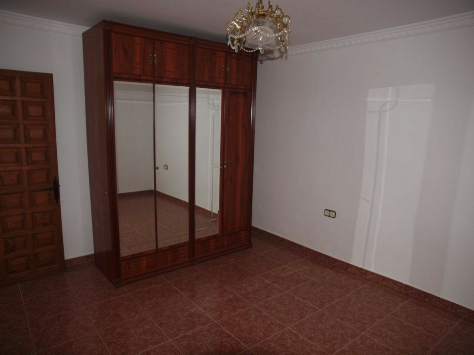 Semi-Detached House Alcaucín Málaga - image 9