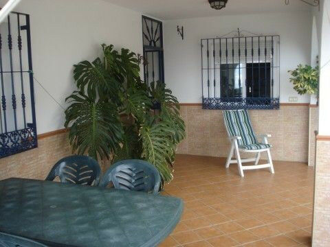 Detached Villa Sayalonga Málaga - image 9