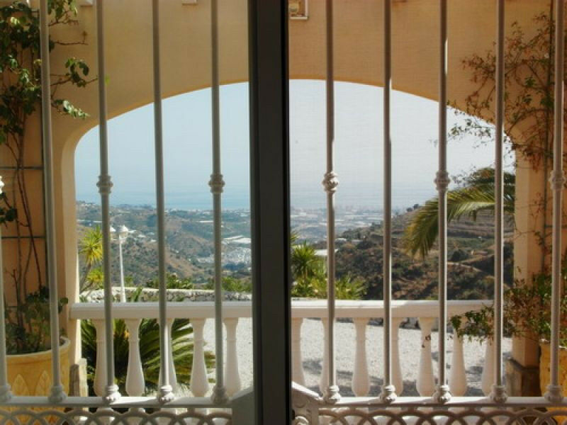 Detached Villa Algarrobo Málaga - image 9