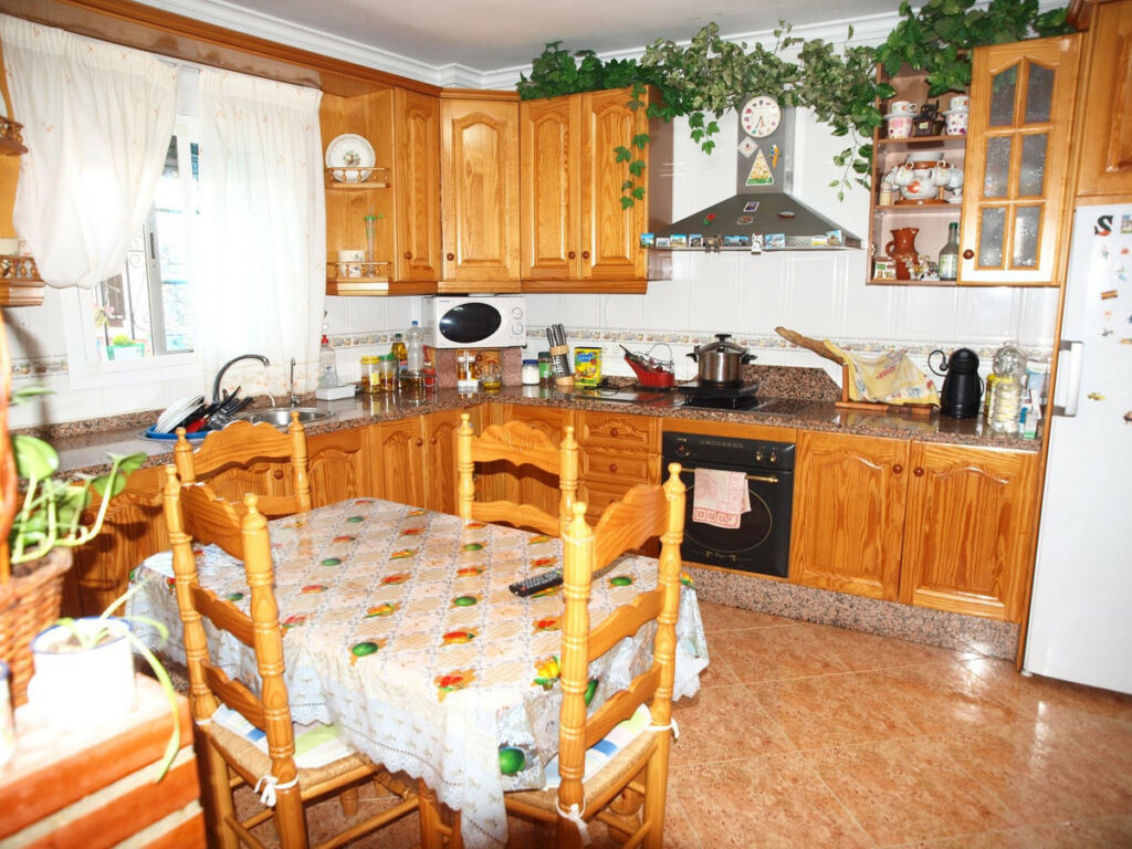 Middle Floor Apartment Algarrobo Málaga - image 9