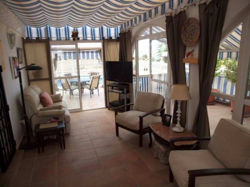 Detached Villa Almayate Málaga - image 9