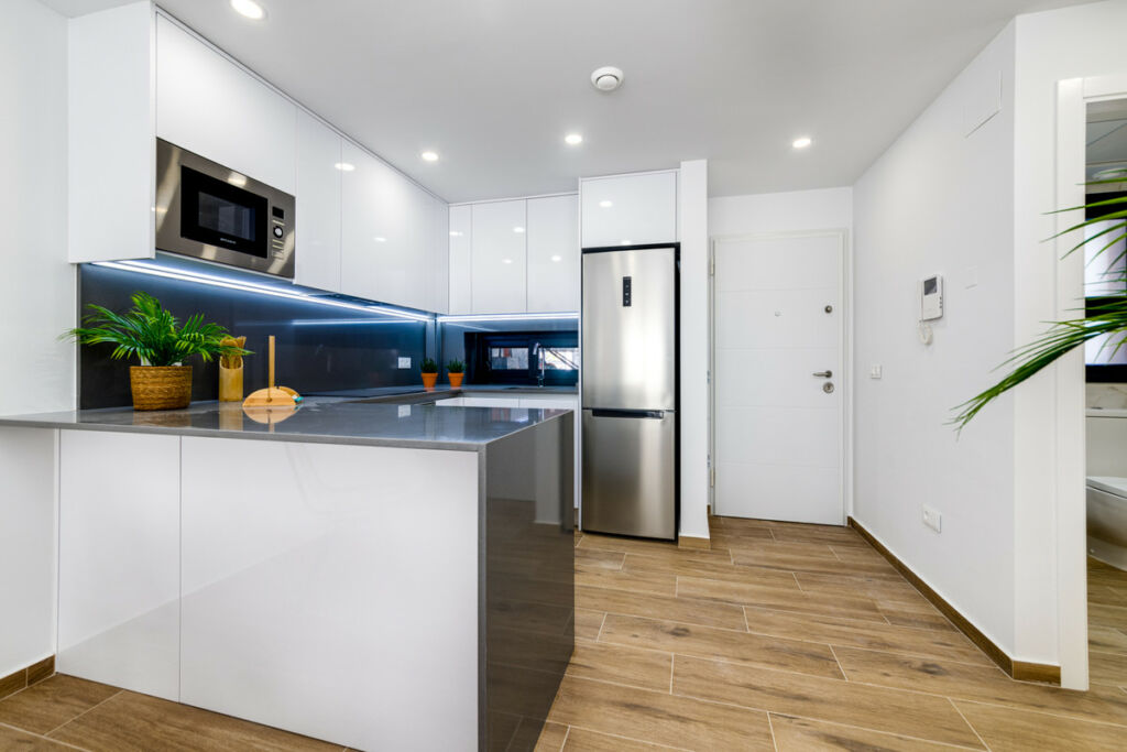 Ground Floor Apartment Villamartin Alicante - image 9