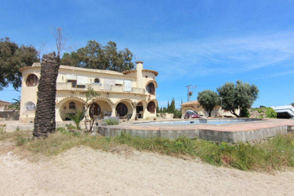 Detached Villa Benissa Alicante - image 9
