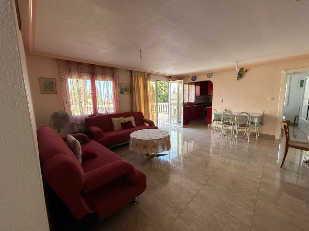 Detached Villa La Marina Alicante - image 9
