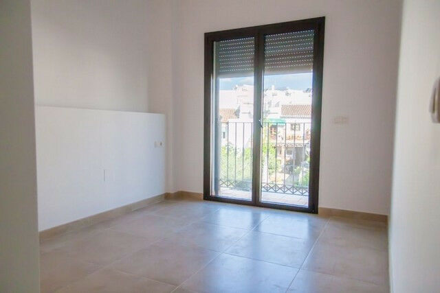 Middle Floor Apartment Nerja Málaga - image 9