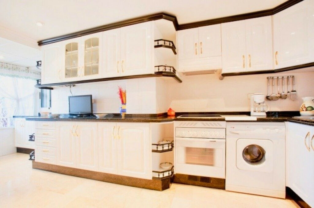 Ground Floor Apartment Benidorm Alicante - image 9
