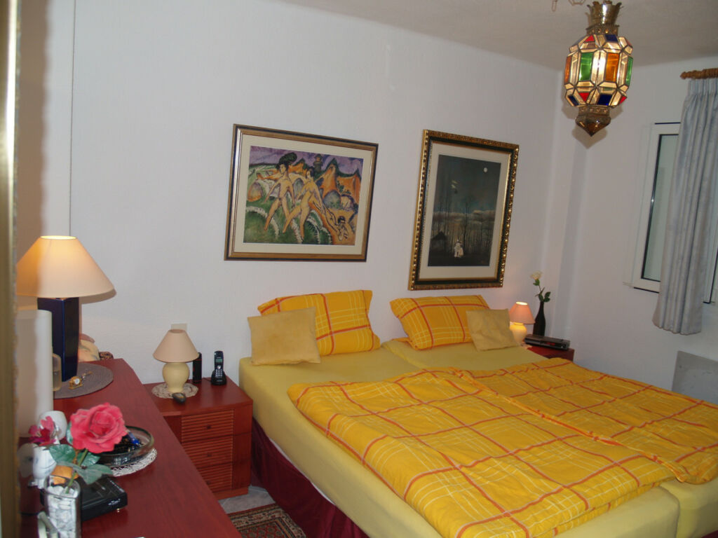 Middle Floor Apartment Caleta de Vélez Málaga - image 9