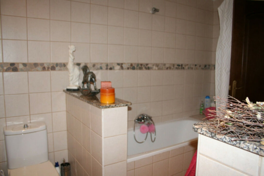Middle Floor Apartment Torrox Málaga - image 9
