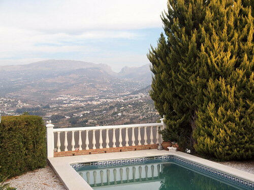 Detached Villa Viñuela Málaga - image 9