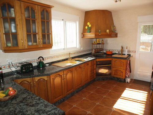 Detached Villa Viñuela Málaga - image 9