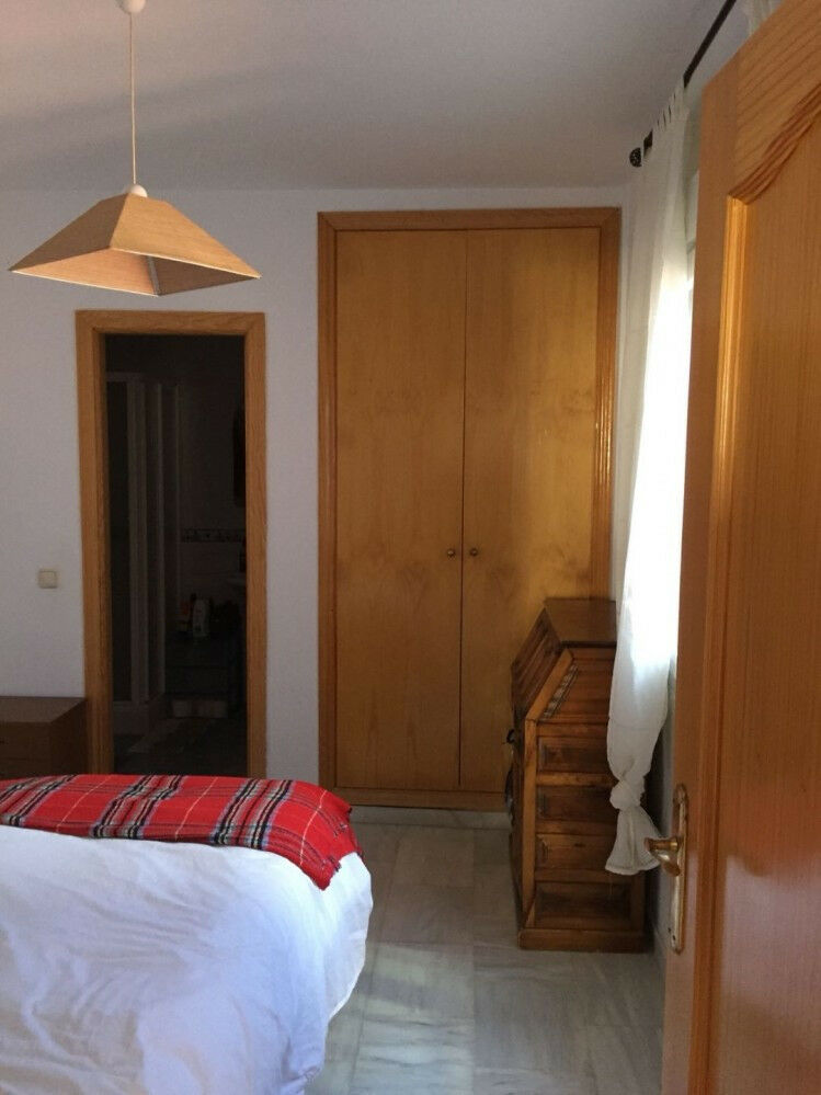 Middle Floor Apartment Mezquitilla Málaga - image 9
