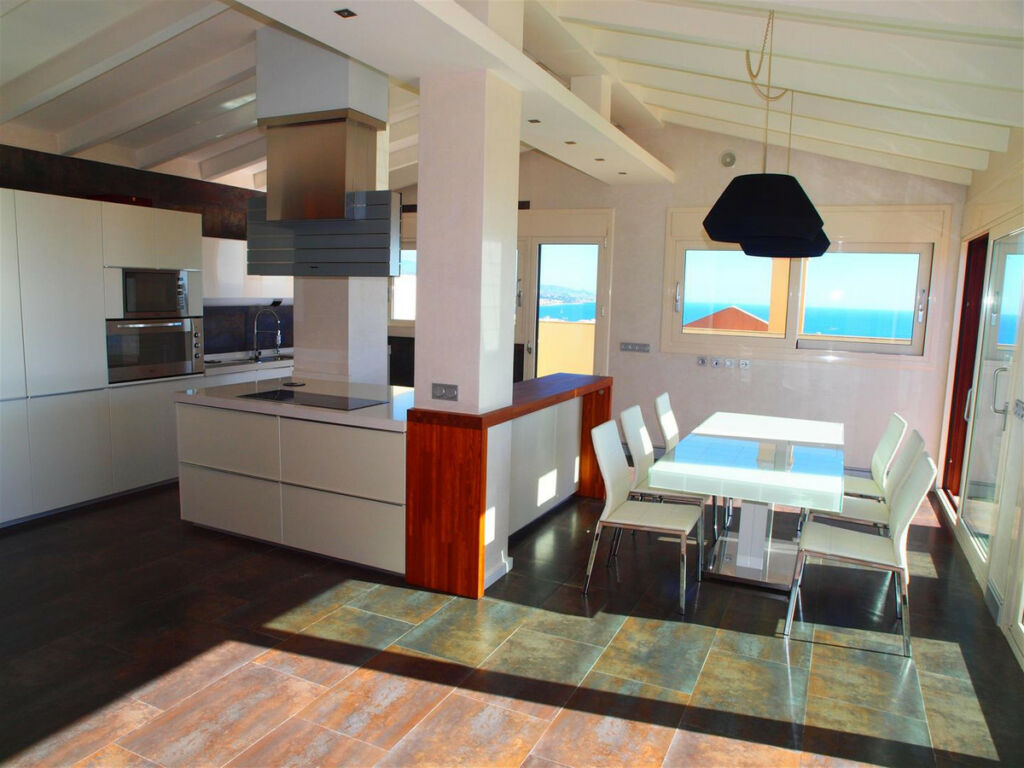 Penthouse Torre del Mar Málaga - image 9