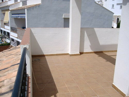 Townhouse Benajarafe Málaga - image 9