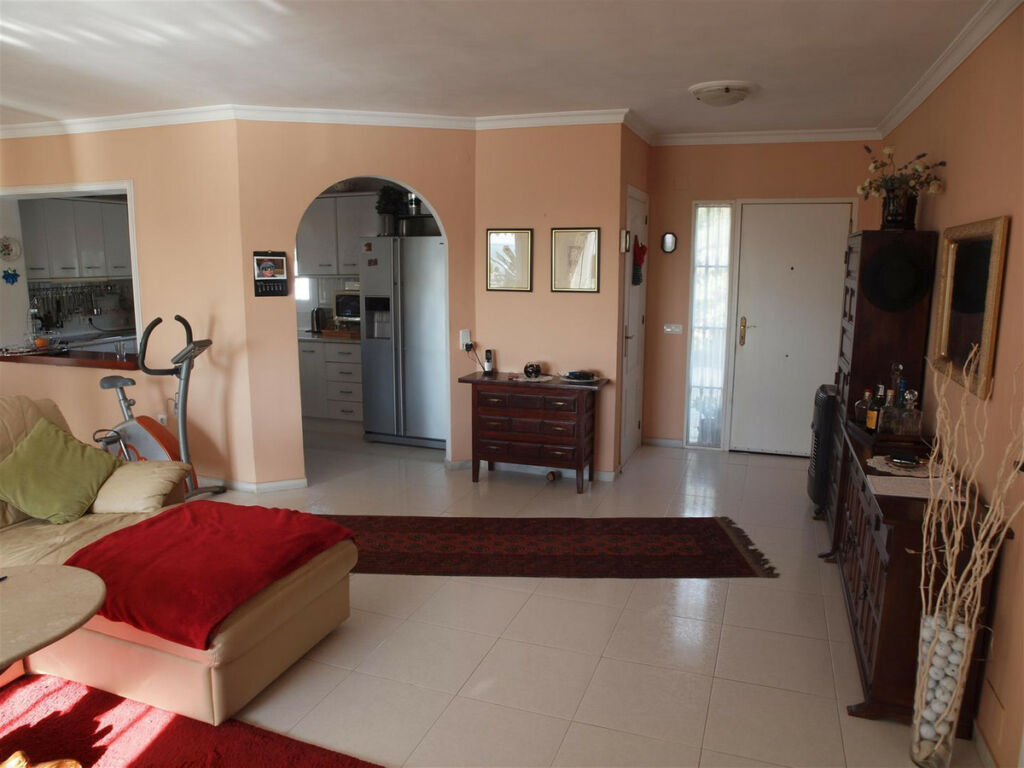 Detached Villa Mezquitilla Málaga - image 9