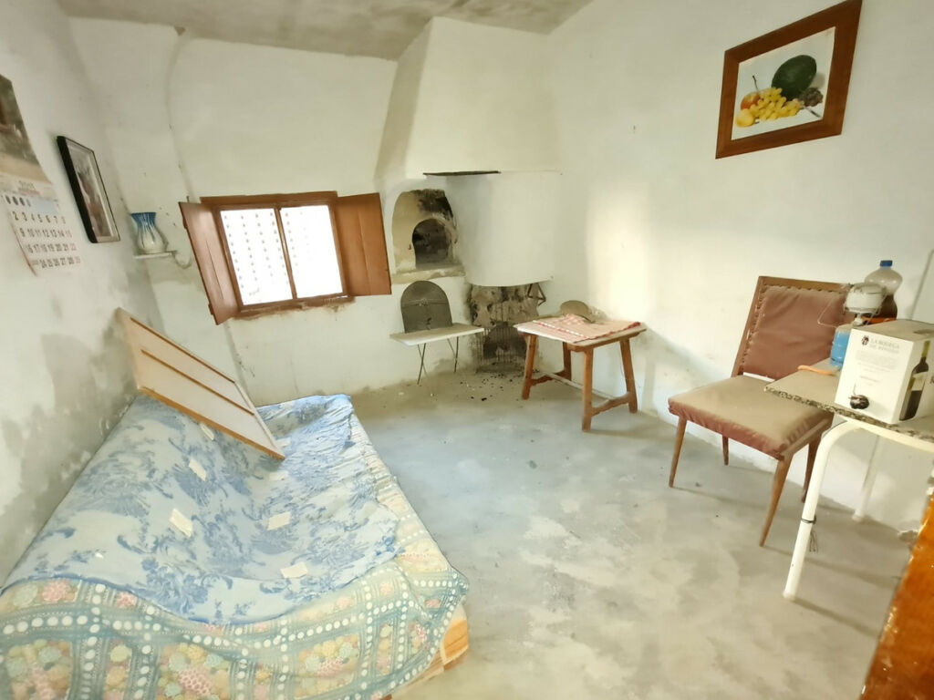 Townhouse Pinoso Alicante - image 9