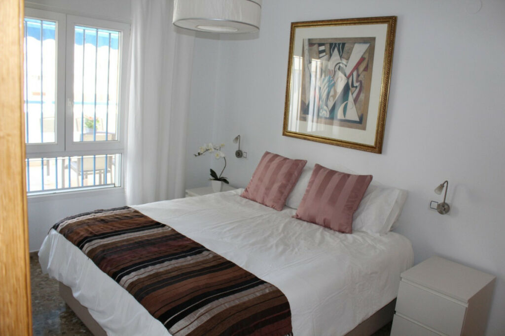 Middle Floor Apartment Torre del Mar Málaga - image 9