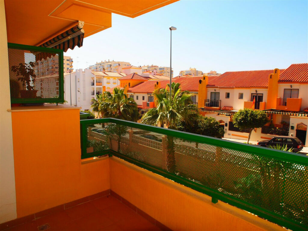 Middle Floor Apartment Algarrobo Málaga - image 9