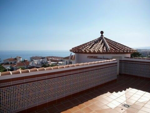 Detached Villa Mezquitilla Málaga - image 9
