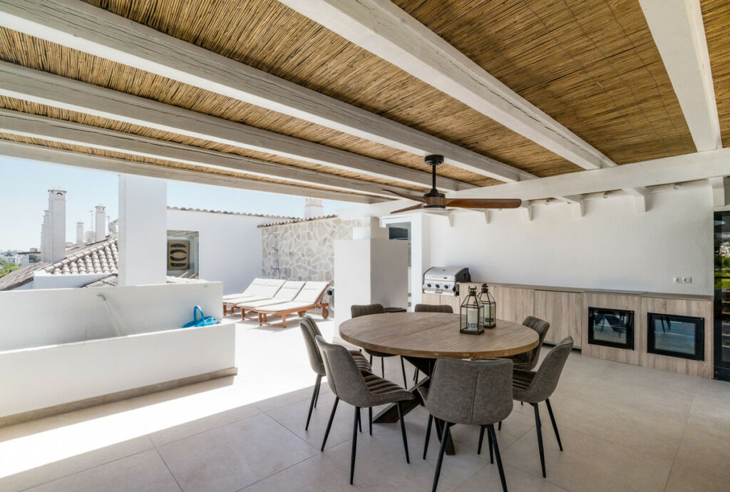 Penthouse Nueva Andalucía Málaga