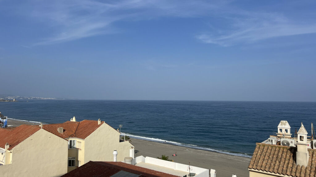 Middle Floor Apartment San Luis de Sabinillas Málaga