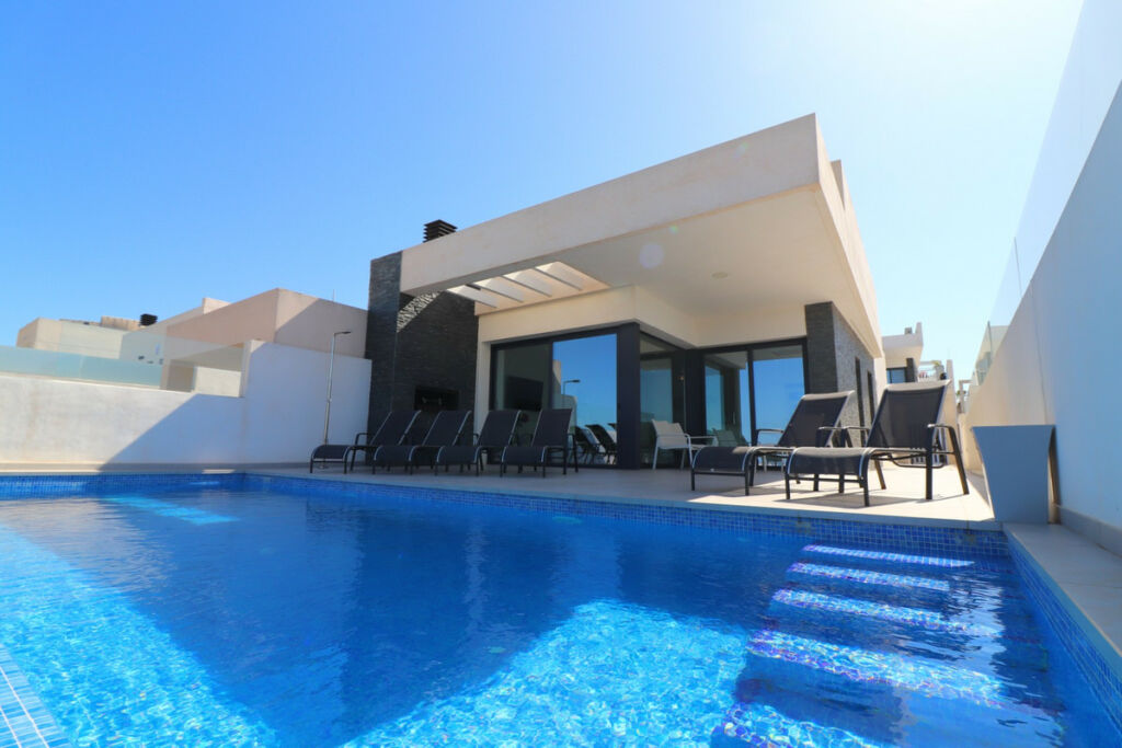Detached Villa Pueblo Lucero Alicante