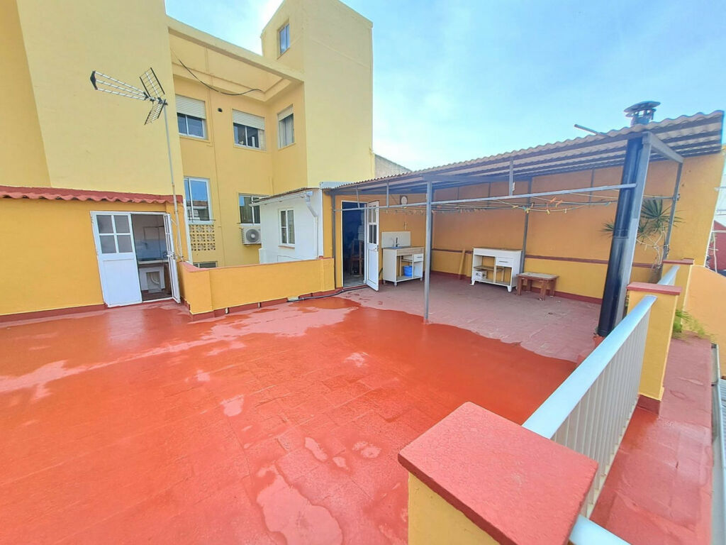Middle Floor Apartment Fuengirola Málaga
