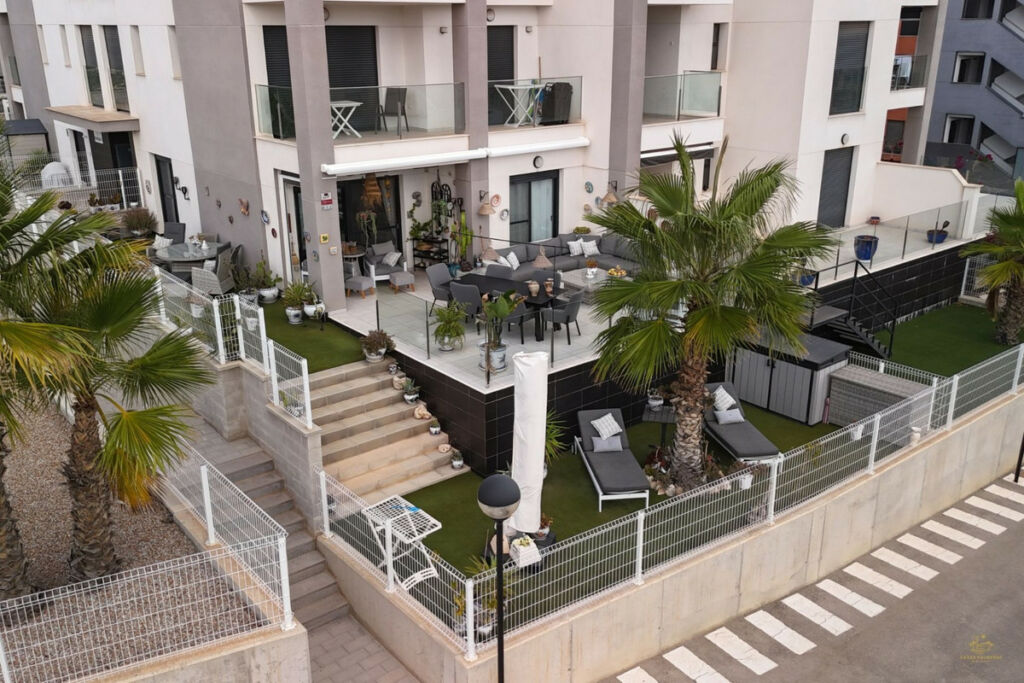 Ground Floor Apartment Villamartin Alicante