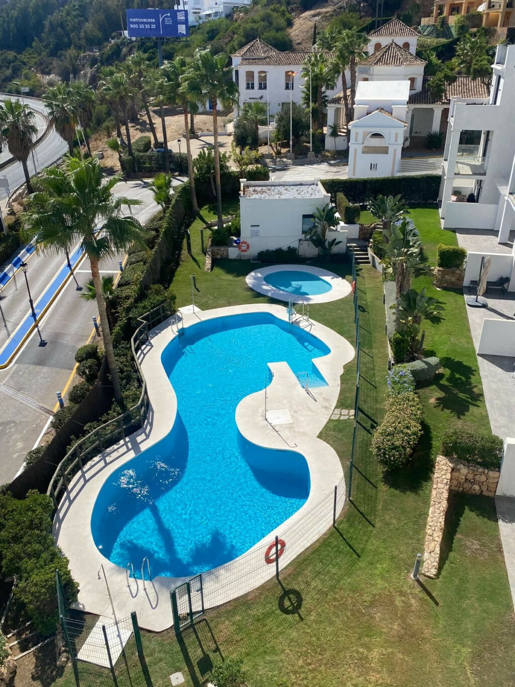 Penthouse Manilva Málaga - image 2