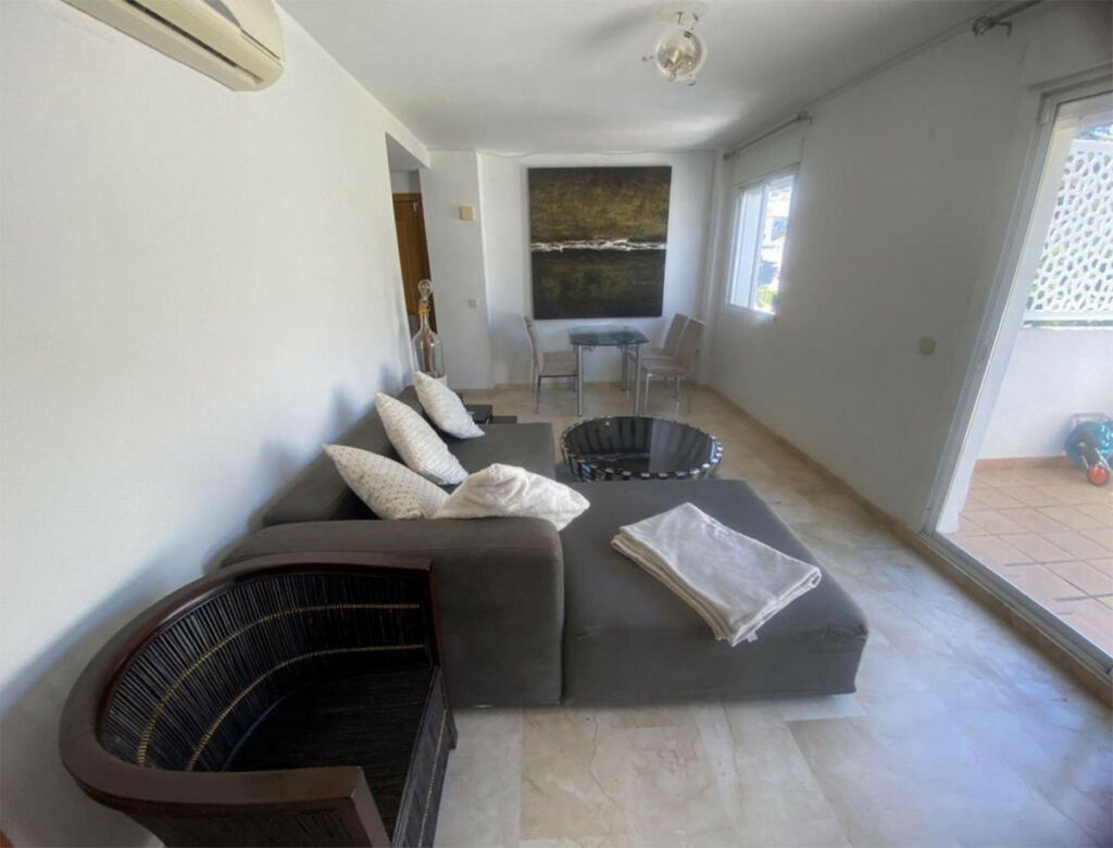 Middle Floor Apartment Benahavís Málaga