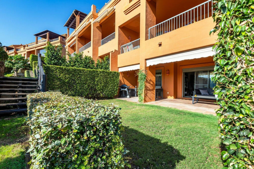 Ground Floor Apartment Benahavís Málaga