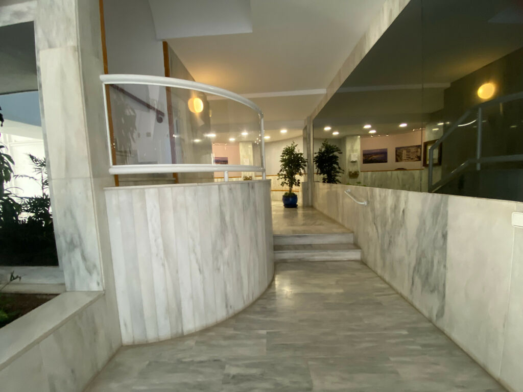 Middle Floor Apartment Fuengirola Málaga - image 10