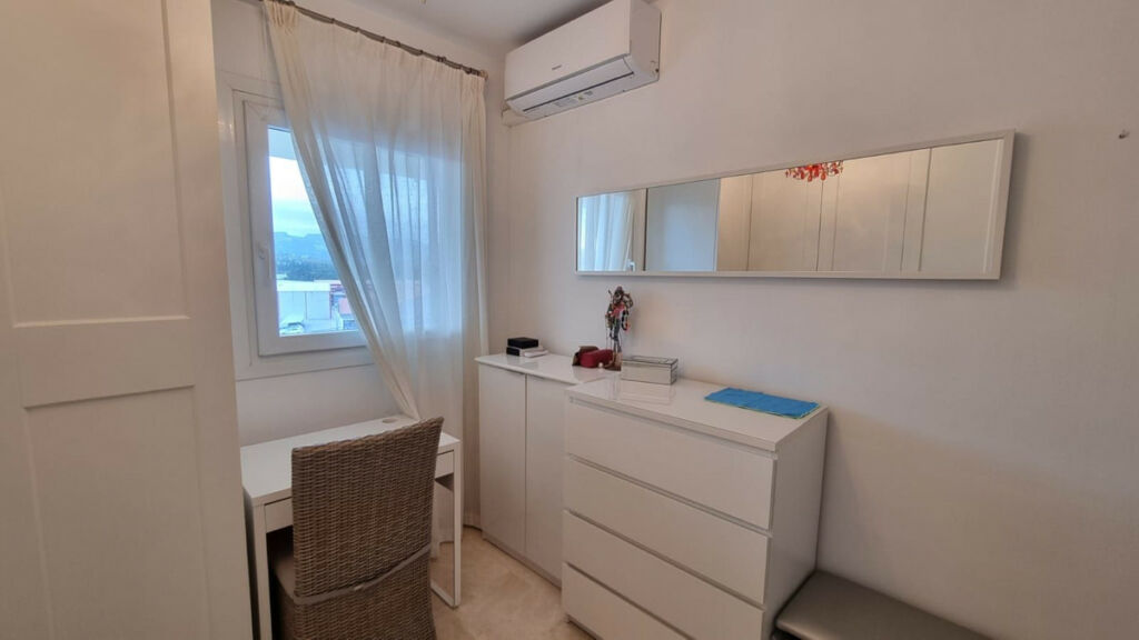 Middle Floor Apartment San Luis de Sabinillas Málaga - image 10