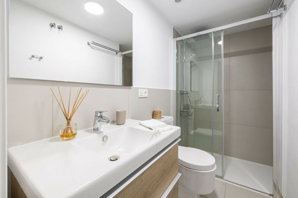 Ground Floor Apartment Benalmadena Málaga - image 10