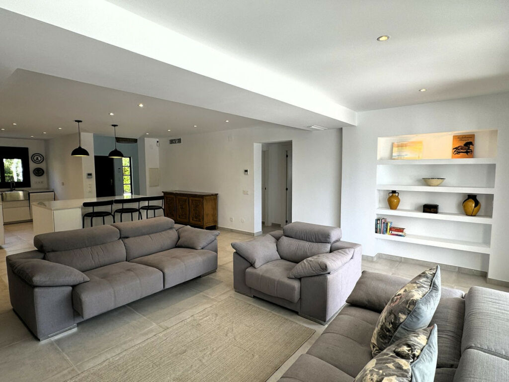 Detached Villa Marbesa Málaga - image 10