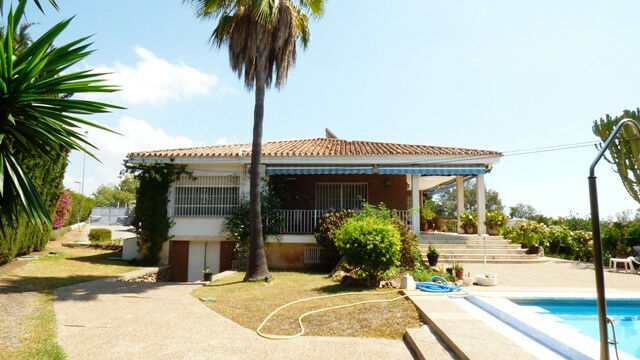 Detached Villa Marbella Málaga - image 11