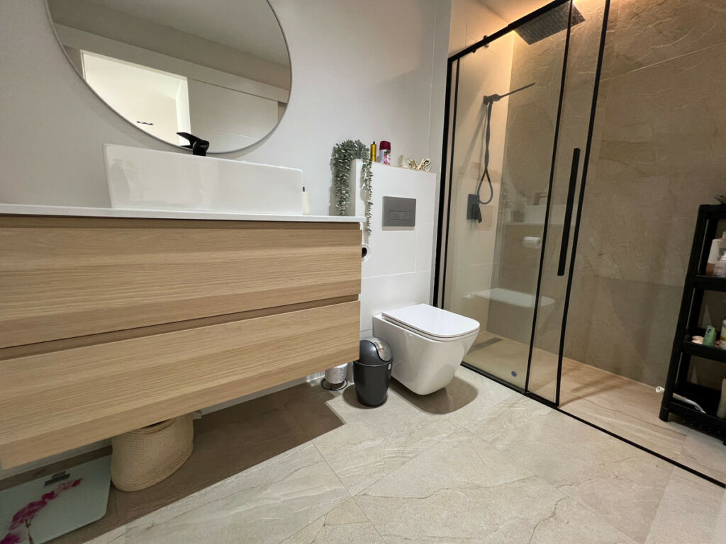 Ground Floor Apartment La Veleta Alicante - image 10