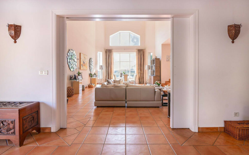 Detached Villa Sotogrande Cádiz - image 10