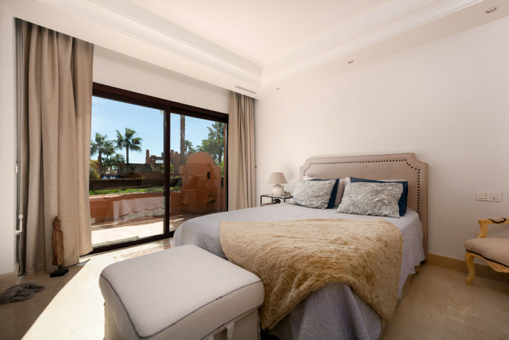 Penthouse Duplex Nueva Andalucía Málaga - image 10
