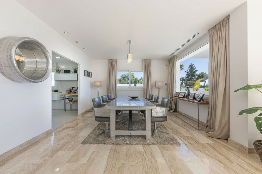 Detached Villa El Rosario Málaga - image 12