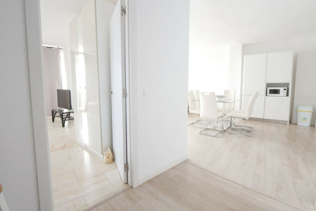Top Floor Apartment Puerto de Cabopino Málaga - image 12
