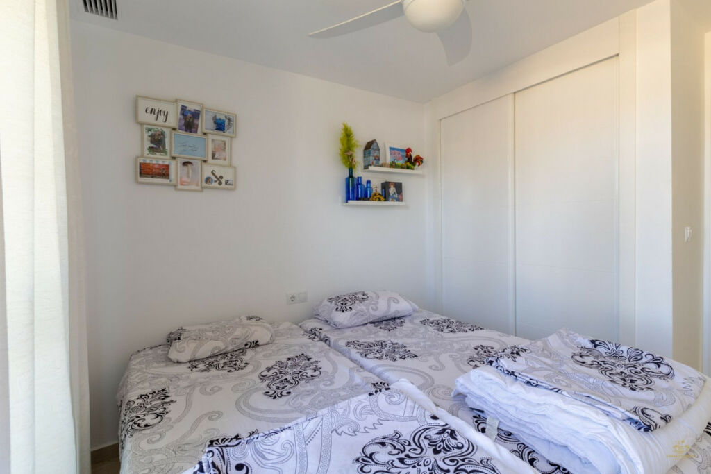 Ground Floor Apartment Villamartin Alicante - image 11