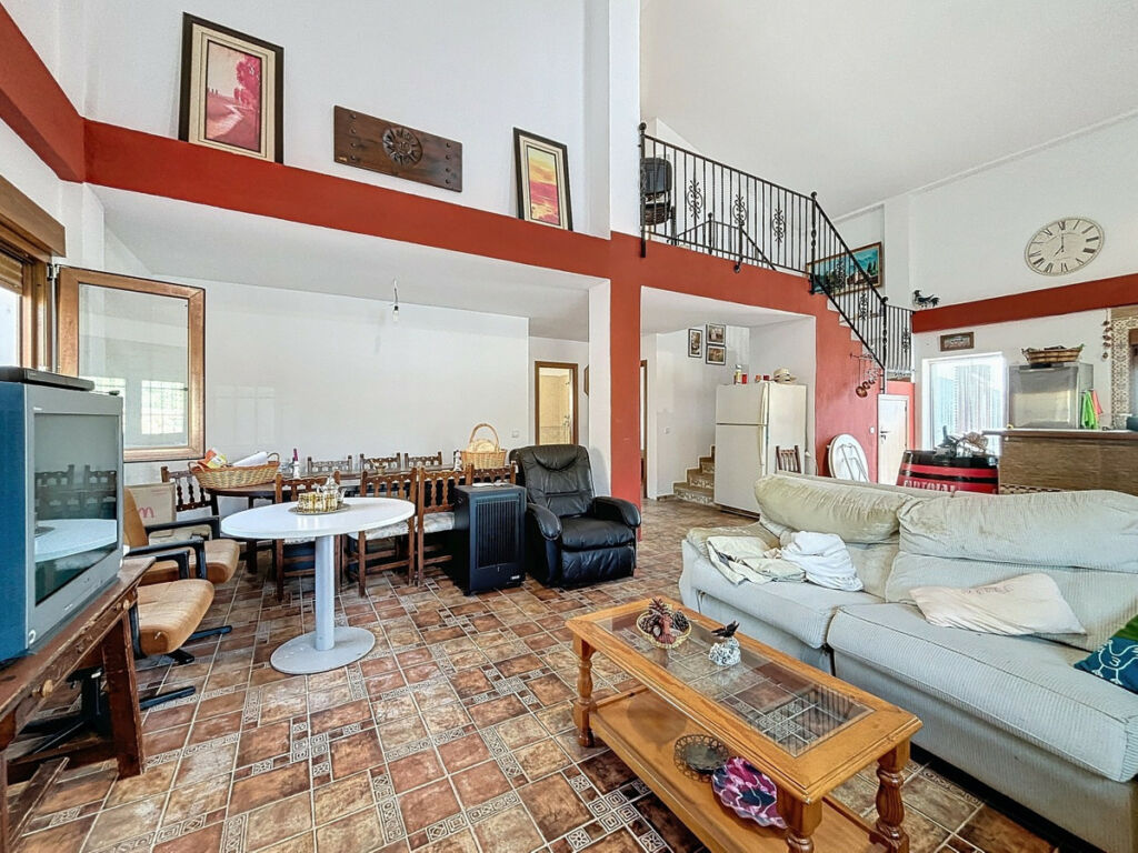 Detached Villa Alcaucín Málaga - image 11
