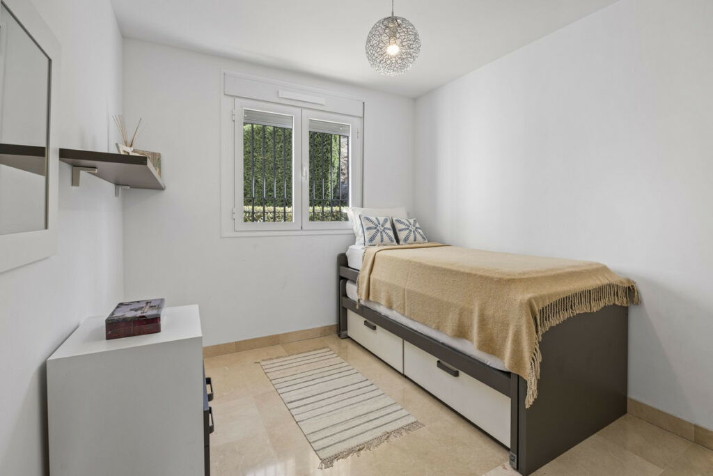 Ground Floor Apartment Los Arqueros Málaga - image 12